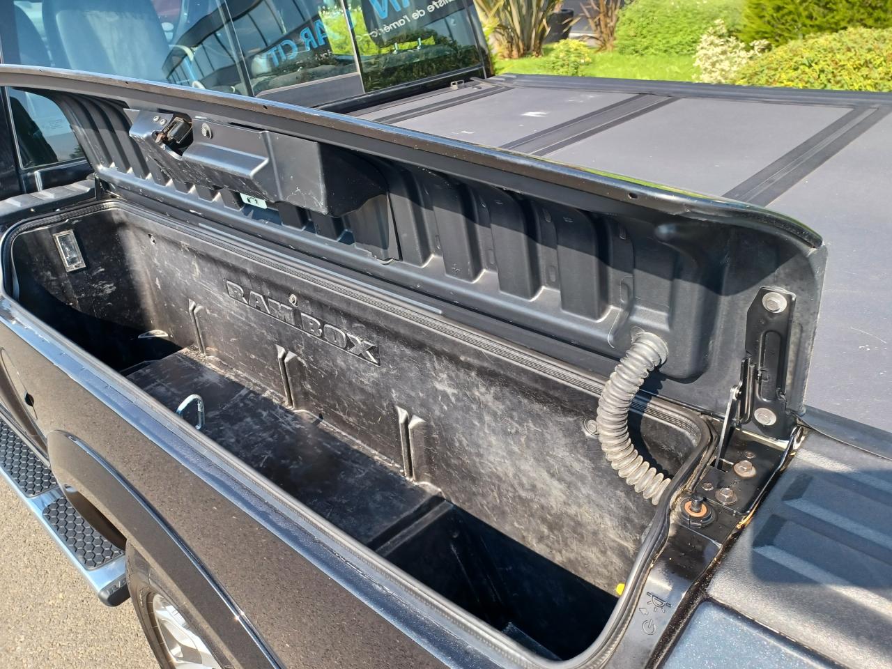 DODGE RAM 1500 crew LIMITED RAMBOX V8 5.7L 395ch