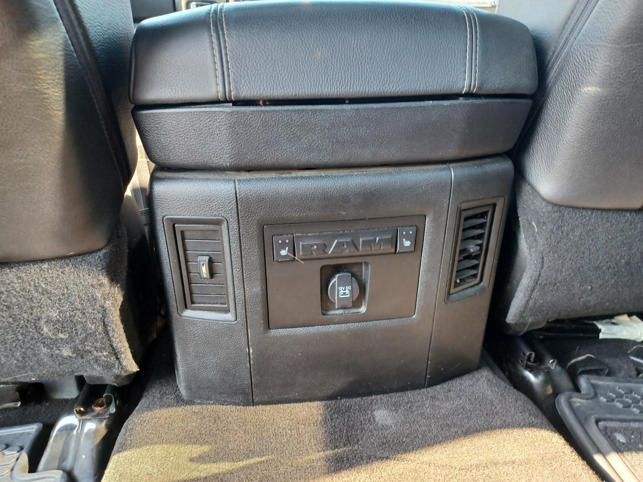 DODGE RAM 1500 crew LIMITED RAMBOX V8 5.7L 395ch