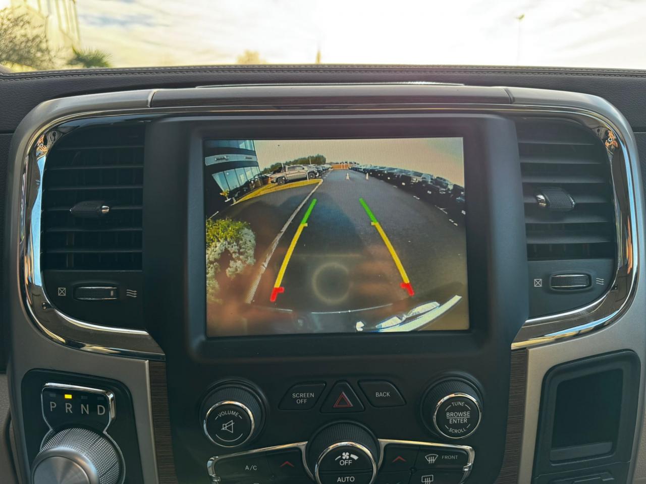 DODGE RAM 1500 CREW LARAMIE SPORT