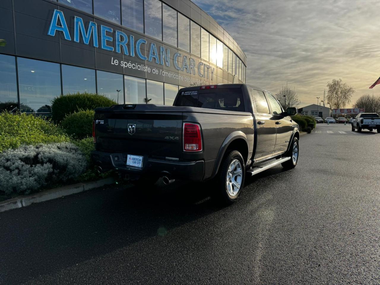 DODGE RAM 1500 CREW LARAMIE SPORT