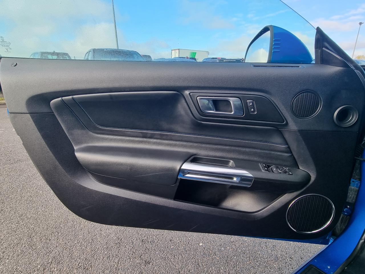 FORD MUSTANG GT FASTBACK 5.0L V8 450ch