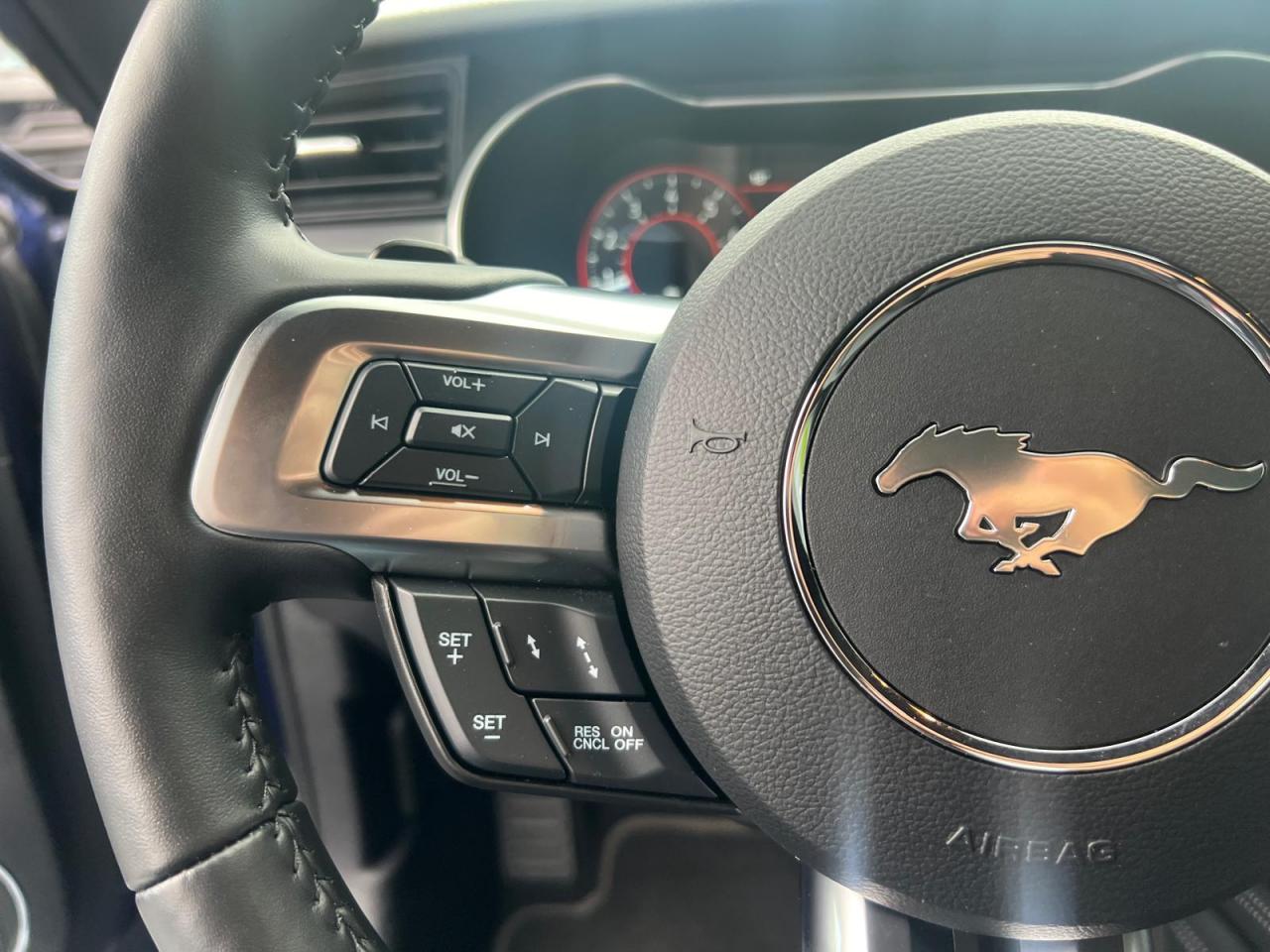 FORD MUSTANG GT FASTBACK 5.0L V8 450ch