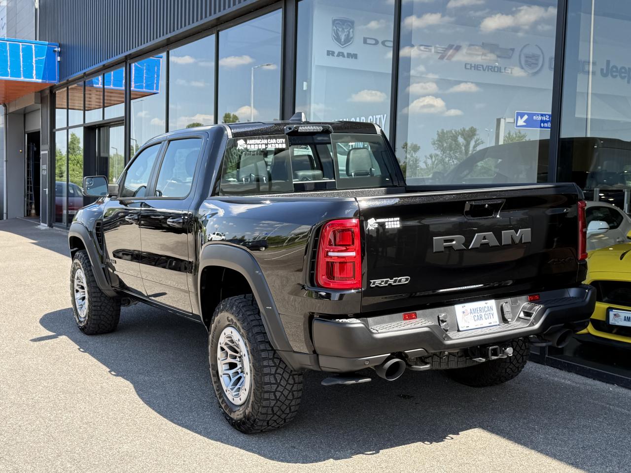 DODGE RAM 1500 CREW RHO