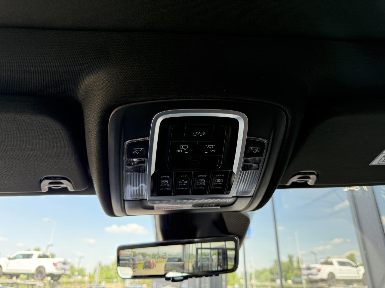 DODGE RAM 1500 CREW RHO