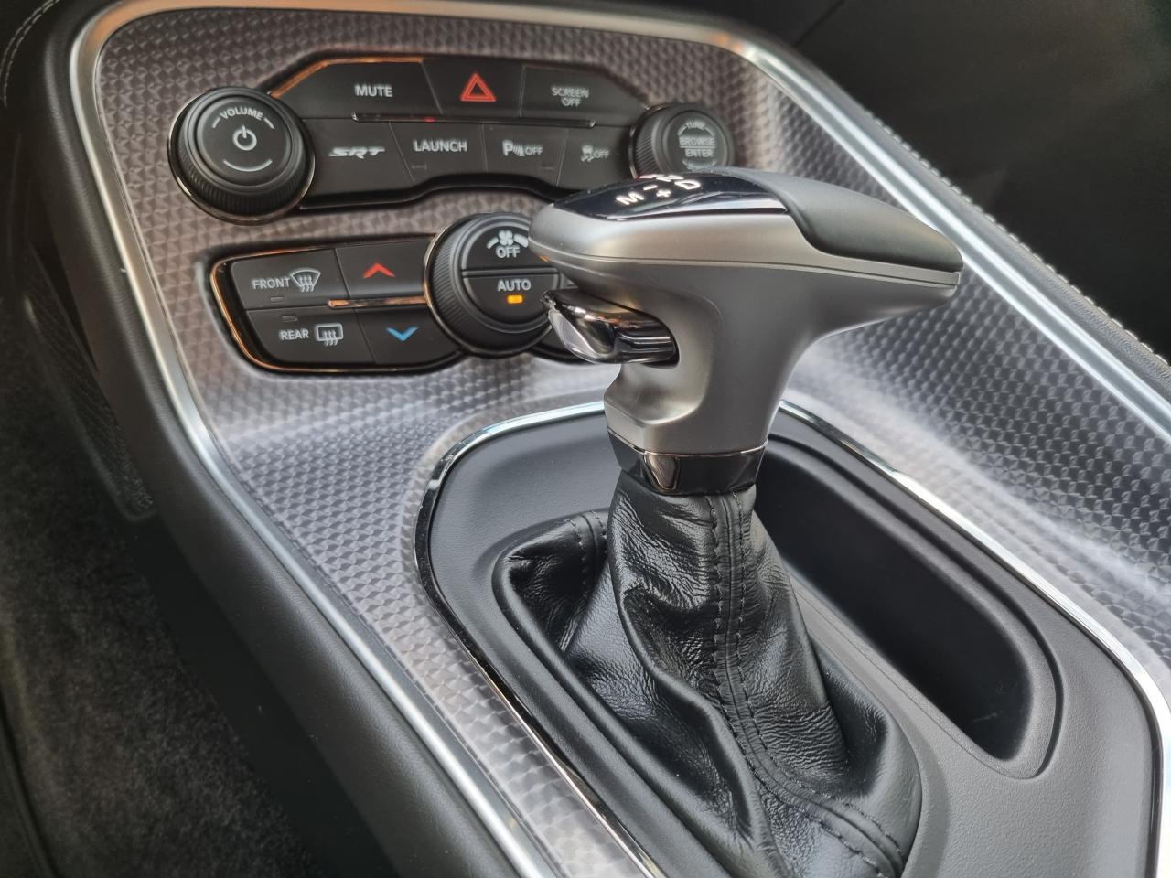 DODGE CHALLENGER SRT HELLCAT V8 6,2L SUPERCHARGED 707hp