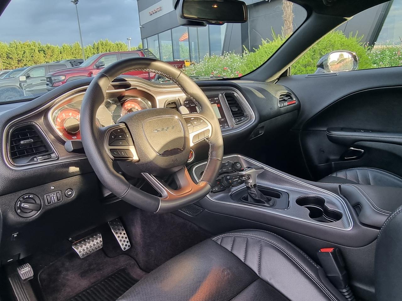 DODGE CHALLENGER SRT HELLCAT V8 6,2L SUPERCHARGED 707hp