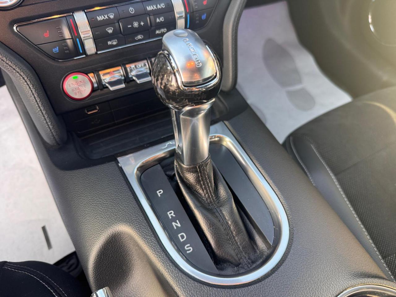 FORD MUSTANG GT FASTBACK V8 5.0L BVA10