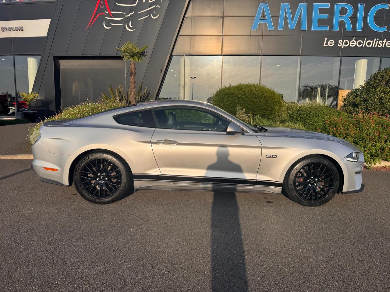 FORD MUSTANG GT FASTBACK V8 5.0L BVA10