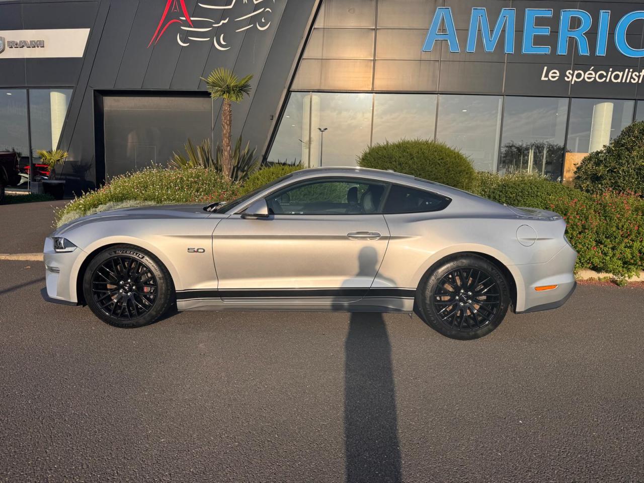 FORD MUSTANG GT FASTBACK V8 5.0L BVA10