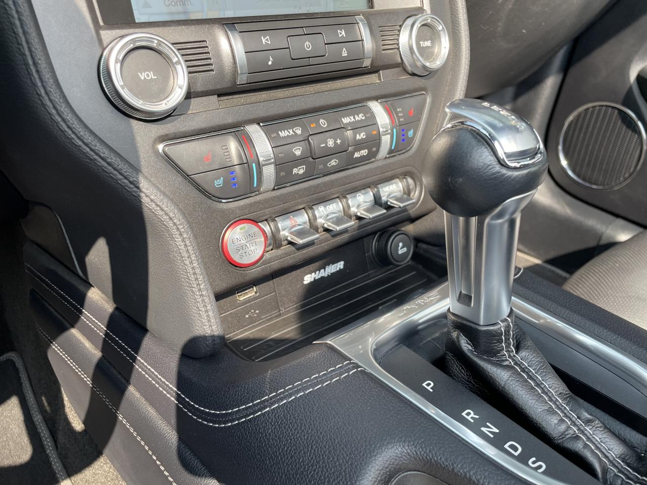 FORD MUSTANG GT CABRIOLET V8 5.0L BVA10 - Pas de malus