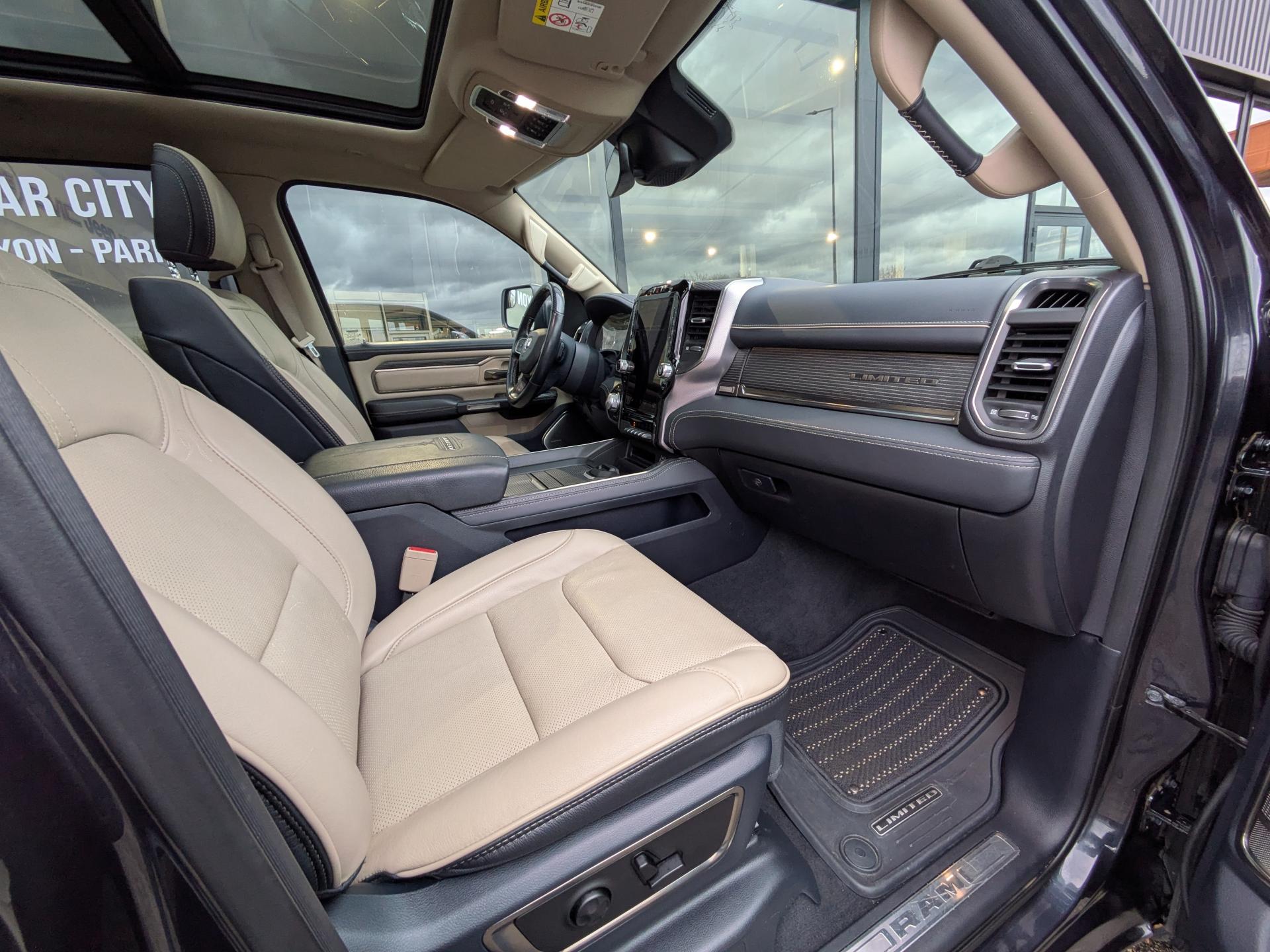 DODGE RAM 1500 CREW LIMITED