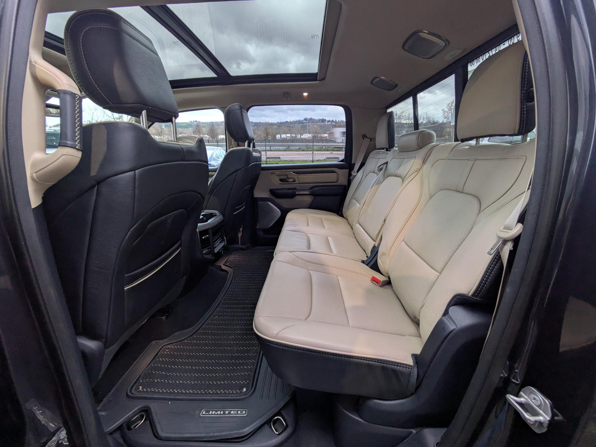 DODGE RAM 1500 CREW LIMITED