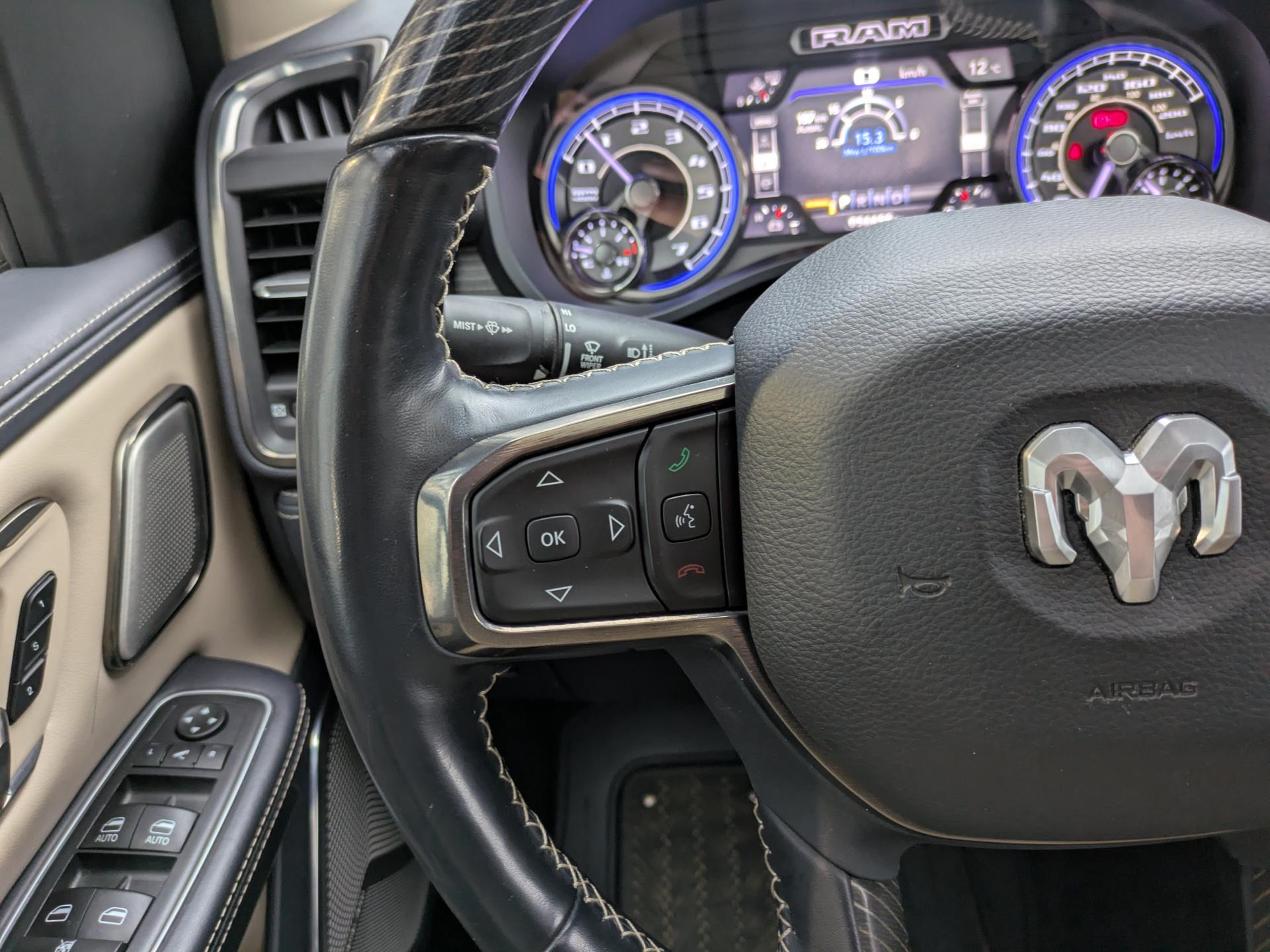 DODGE RAM 1500 CREW LIMITED