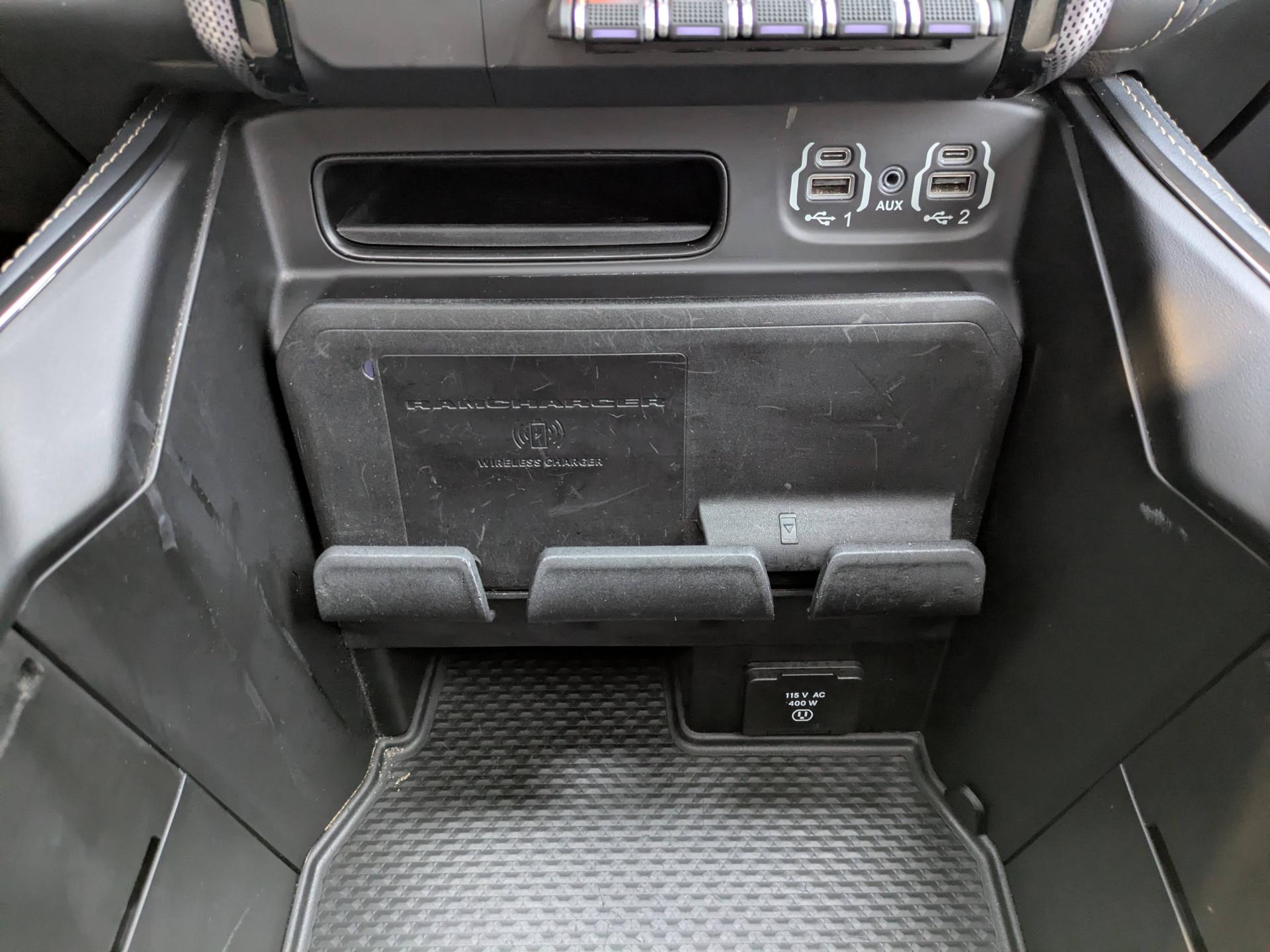 DODGE RAM 1500 CREW LIMITED