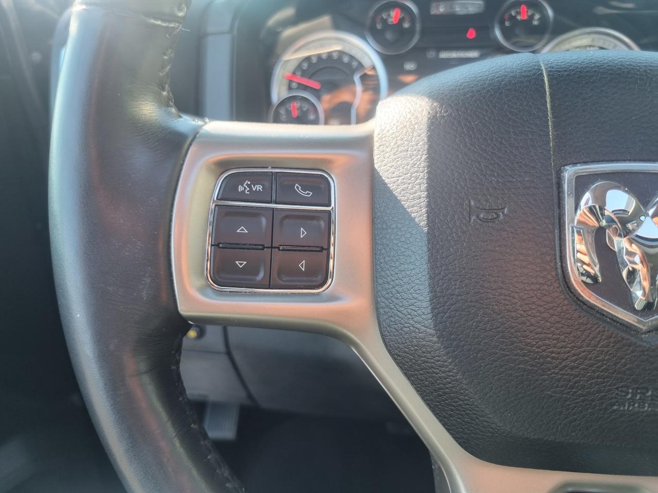 DODGE RAM 1500 CREW LARAMIE V8 5.7L 395hp