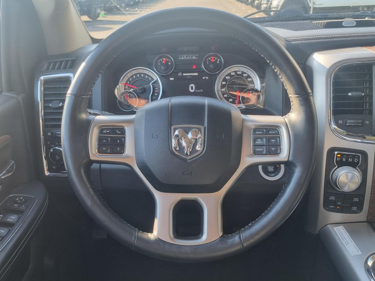 DODGE RAM 1500 CREW LARAMIE V8 5.7L 395hp