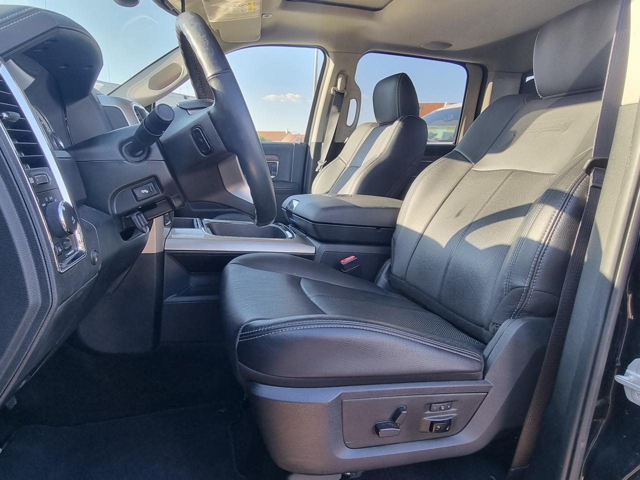 DODGE RAM 1500 CREW LARAMIE V8 5.7L 395hp