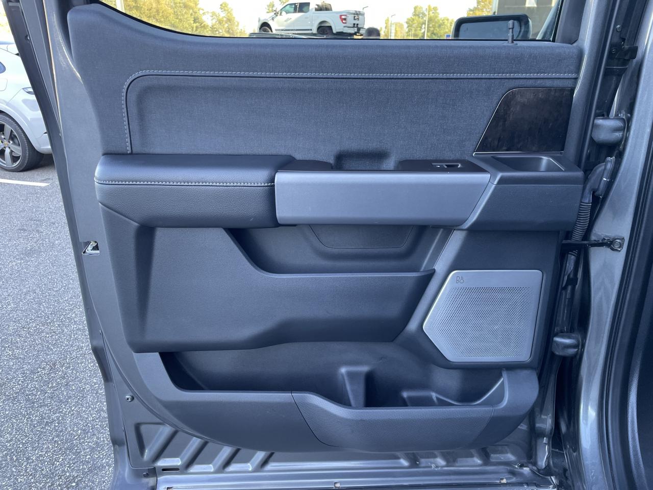 FORD F150 SHELBY OFFROAD V8 5.0L SUPERCHARGED