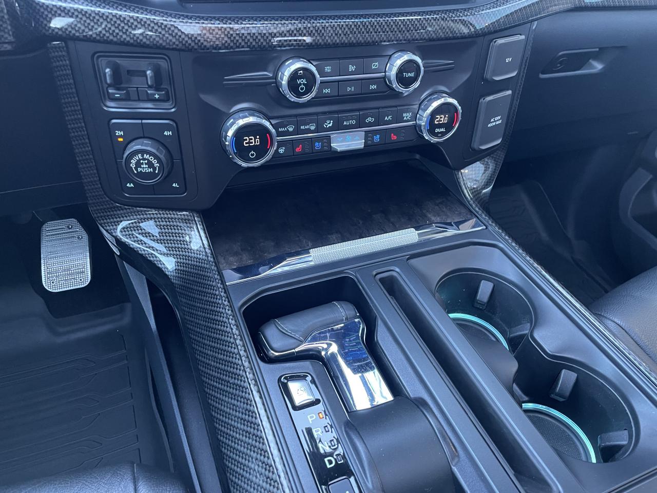 FORD F150 SHELBY OFFROAD V8 5.0L SUPERCHARGED