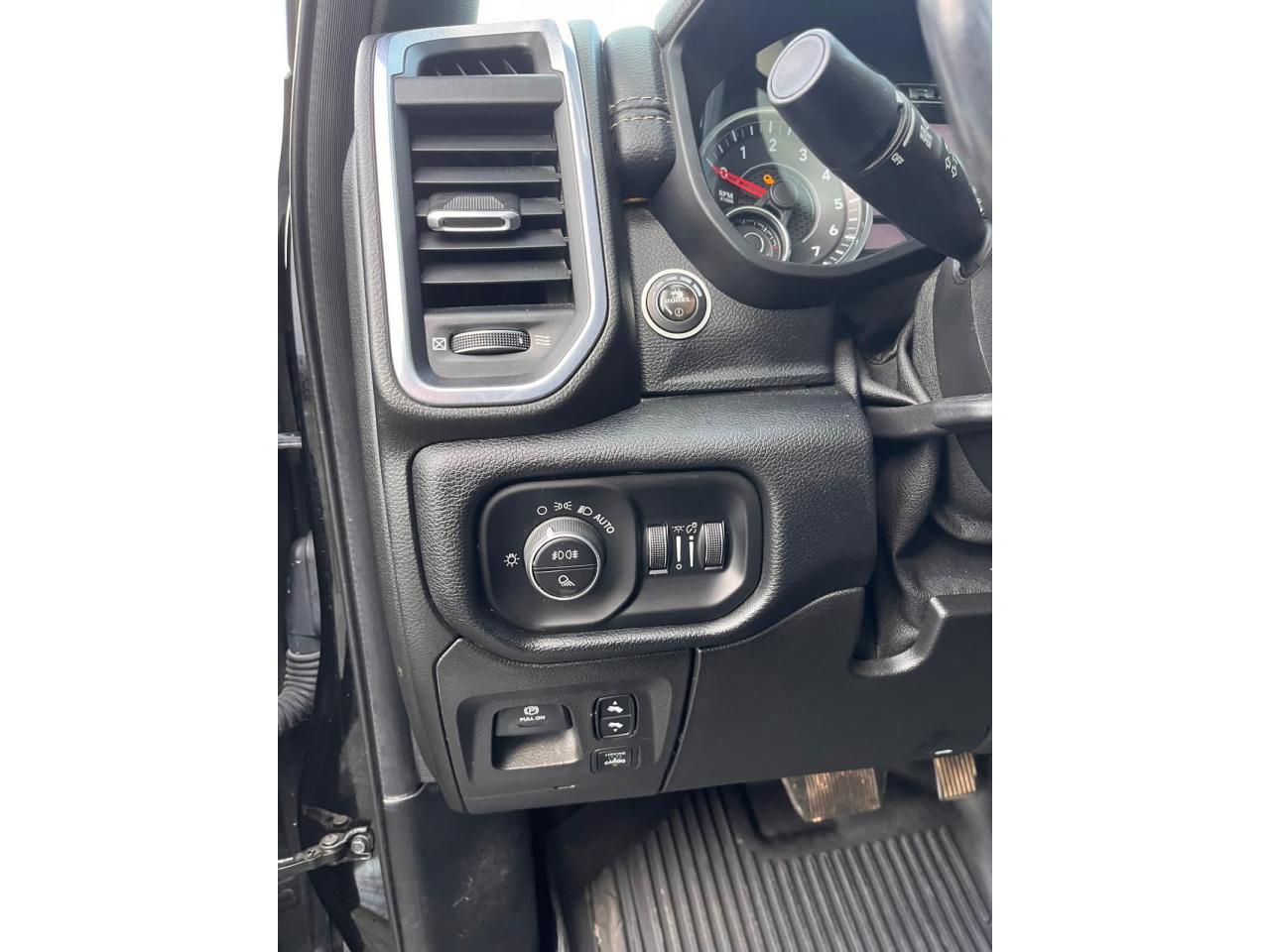DODGE RAM 1500 CREW LARAMIE BLACK PACKAGE AIR RAMBOX GPL