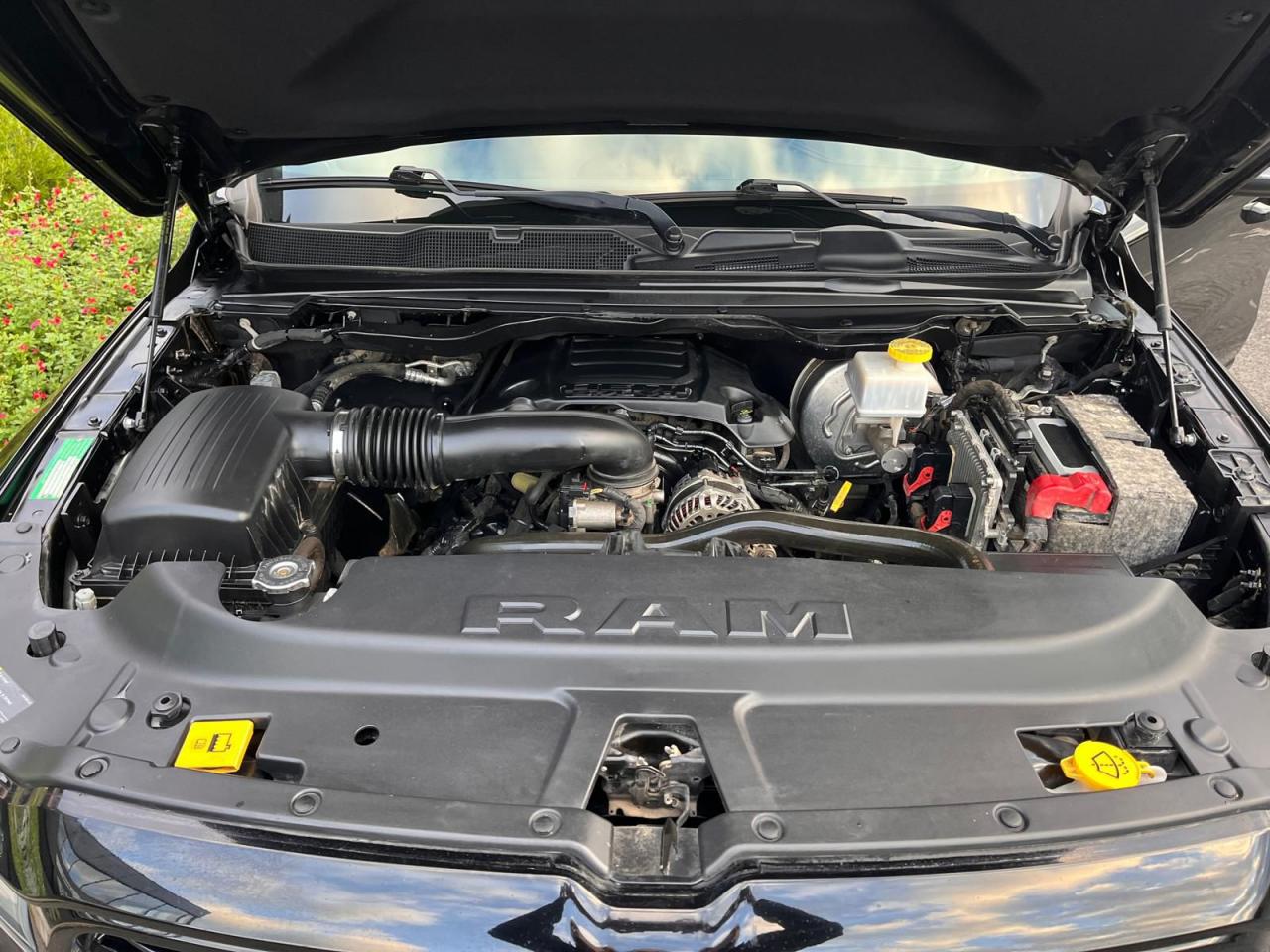 DODGE RAM 1500 CREW LARAMIE BLACK PACKAGE AIR RAMBOX GPL