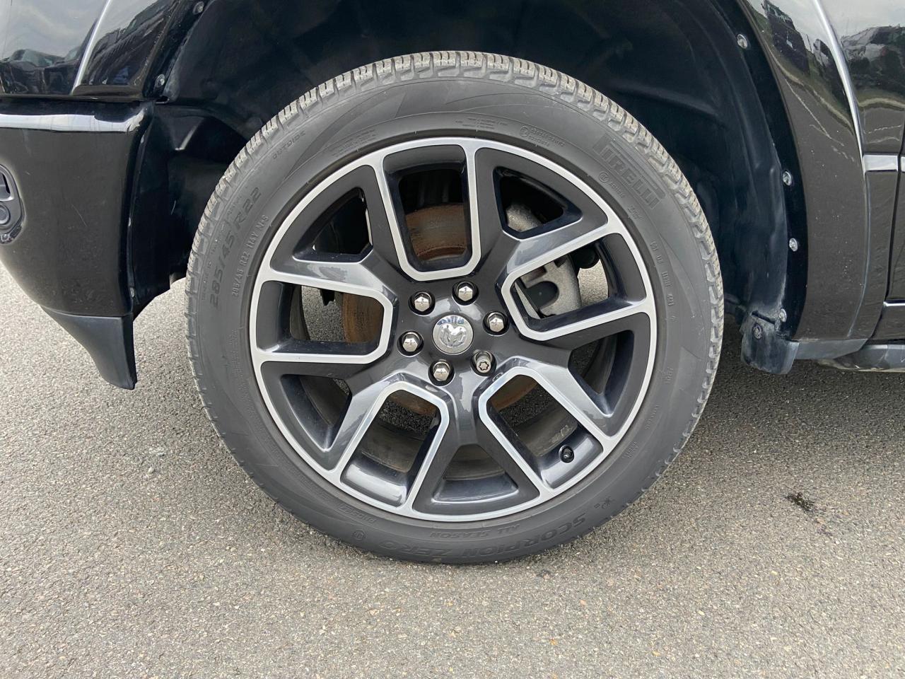 DODGE RAM 1500 CREW LARAMIE SPORT AIR