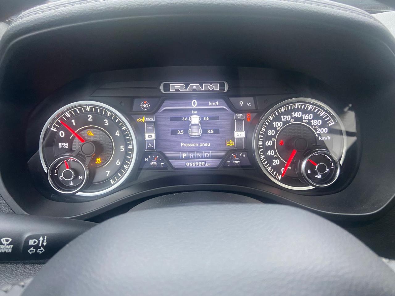 DODGE RAM 1500 CREW LARAMIE SPORT AIR