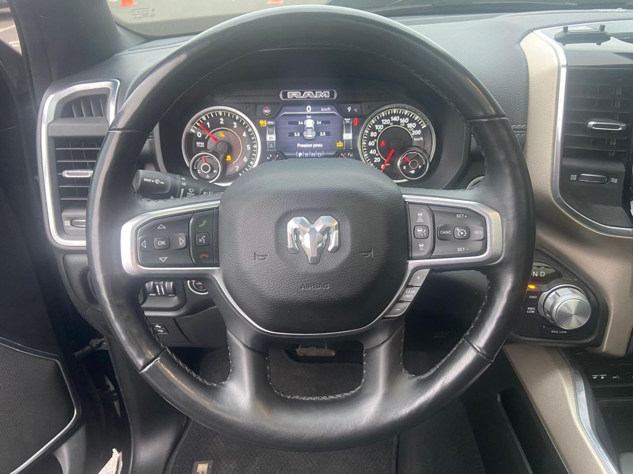 DODGE RAM 1500 CREW LARAMIE SPORT AIR