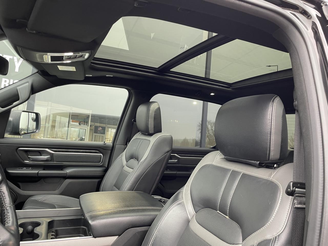 DODGE RAM 1500 CREW CAB BIGHORN AIR