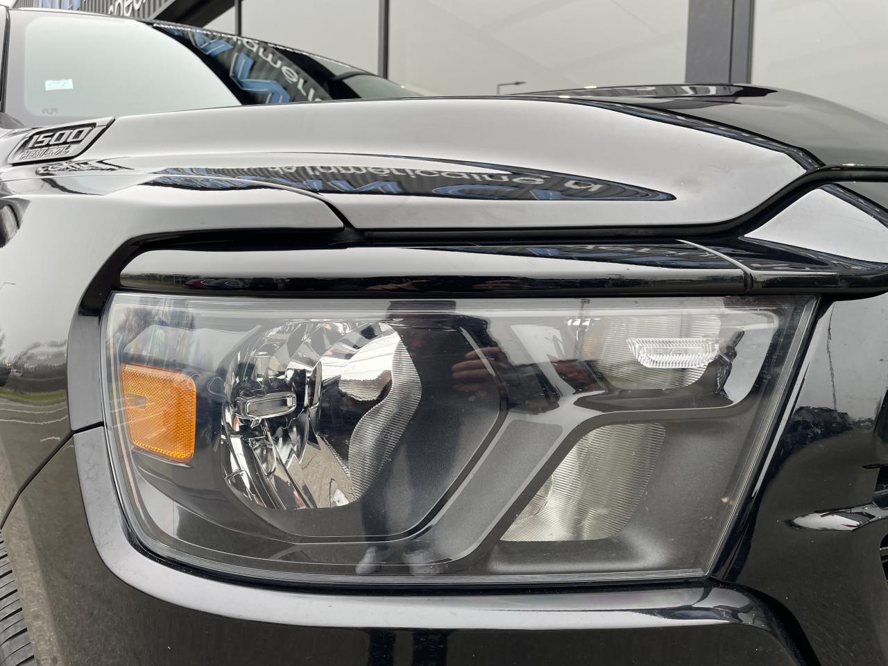 DODGE RAM 1500 CREW CAB BIGHORN AIR