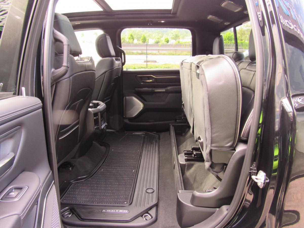 DODGE RAM LIMITED BLACK PACKAGE AIR RAMBOX Hayon multi