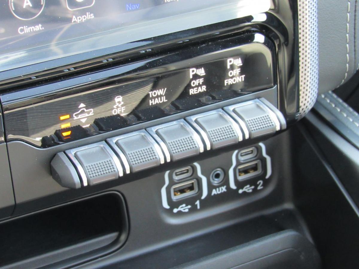 DODGE RAM LIMITED BLACK PACKAGE AIR RAMBOX Hayon multi