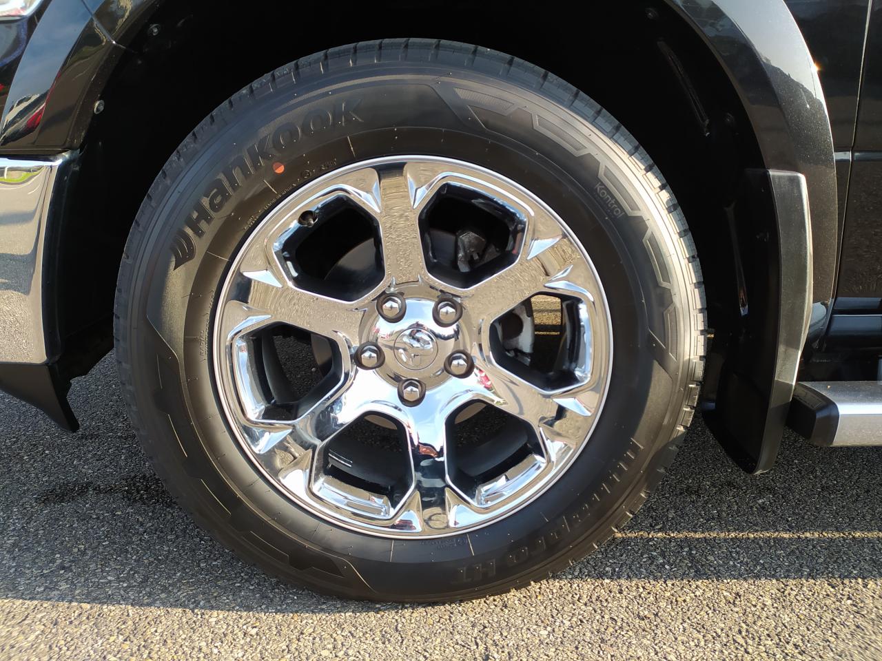 DODGE RAM 1500 CREW LARAMIE