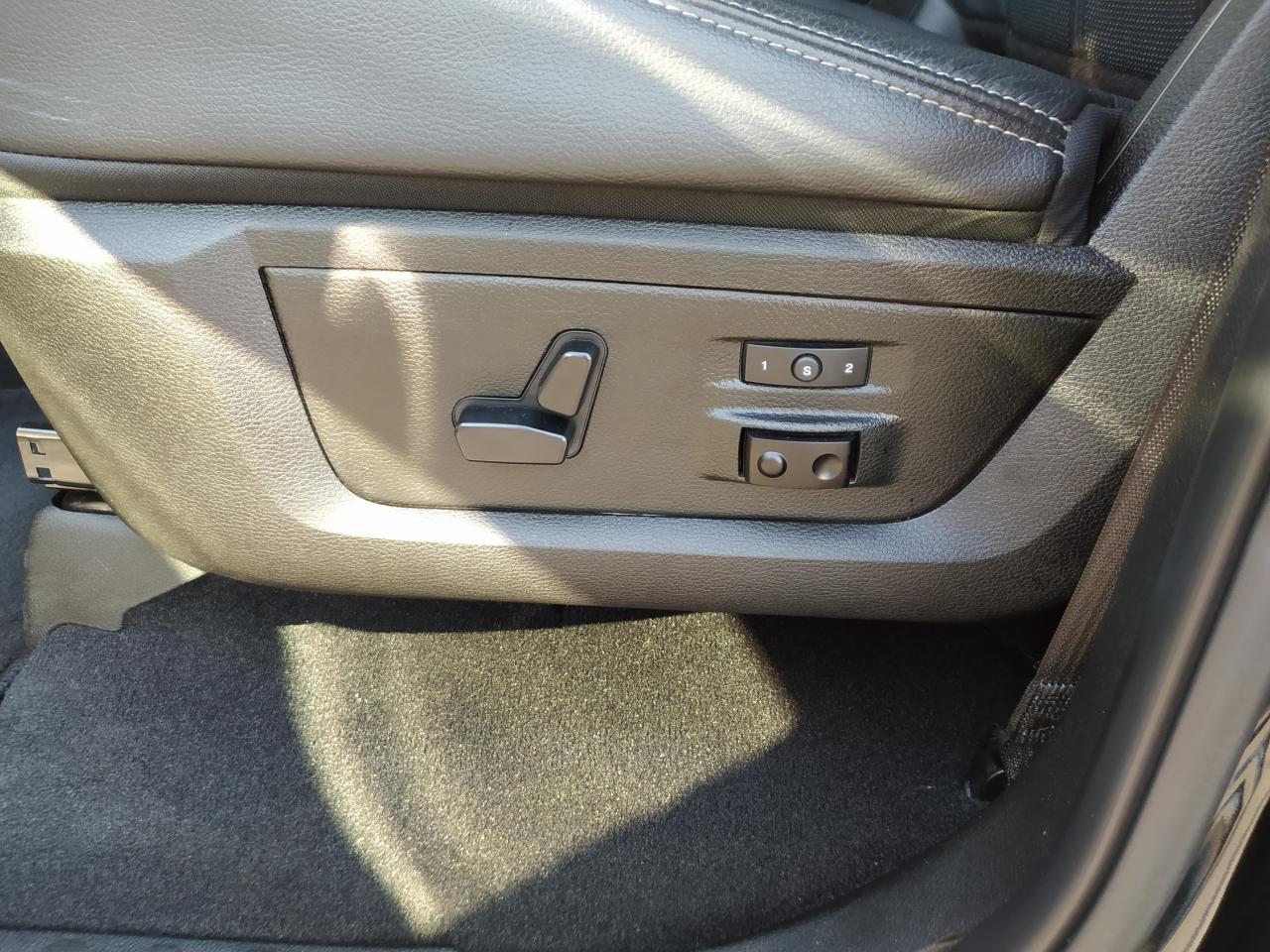 DODGE RAM 1500 CREW LARAMIE