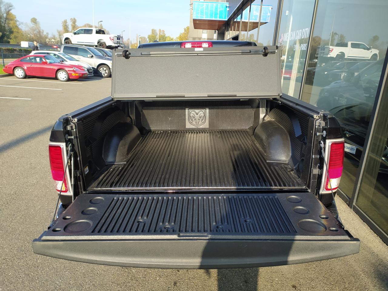 DODGE RAM 1500 CREW LARAMIE