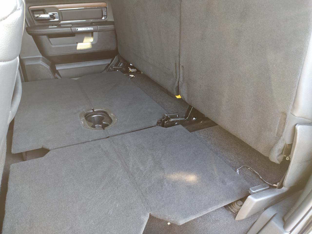 DODGE RAM 1500 CREW LARAMIE