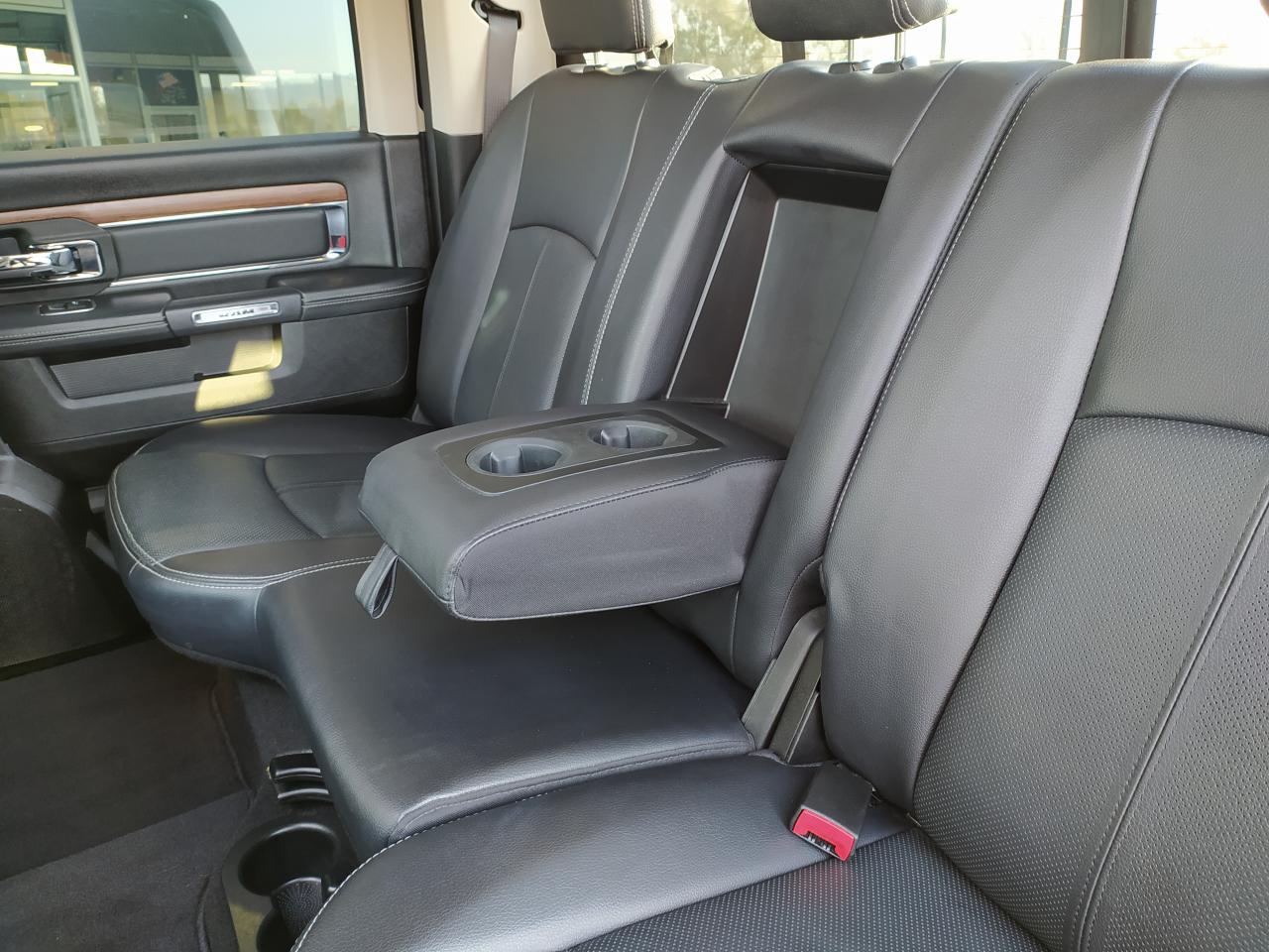 DODGE RAM 1500 CREW LARAMIE