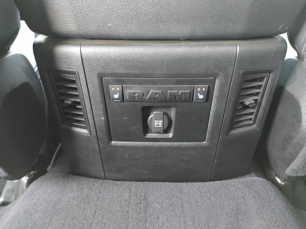 DODGE RAM 1500 CREW LARAMIE