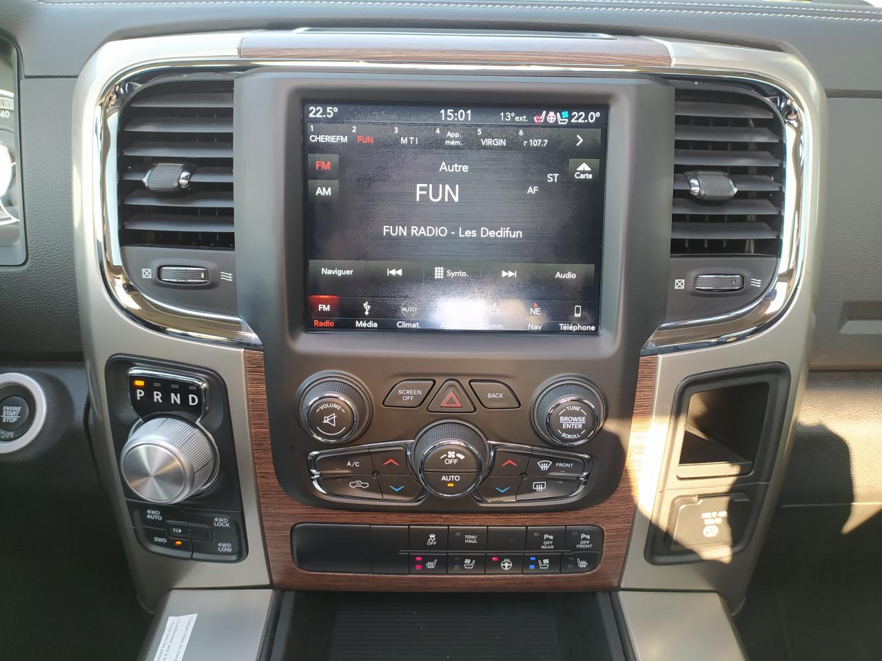 DODGE RAM 1500 CREW LARAMIE