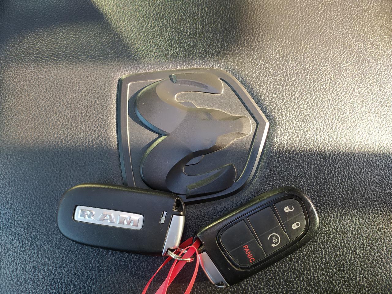 DODGE RAM 1500 CREW LARAMIE