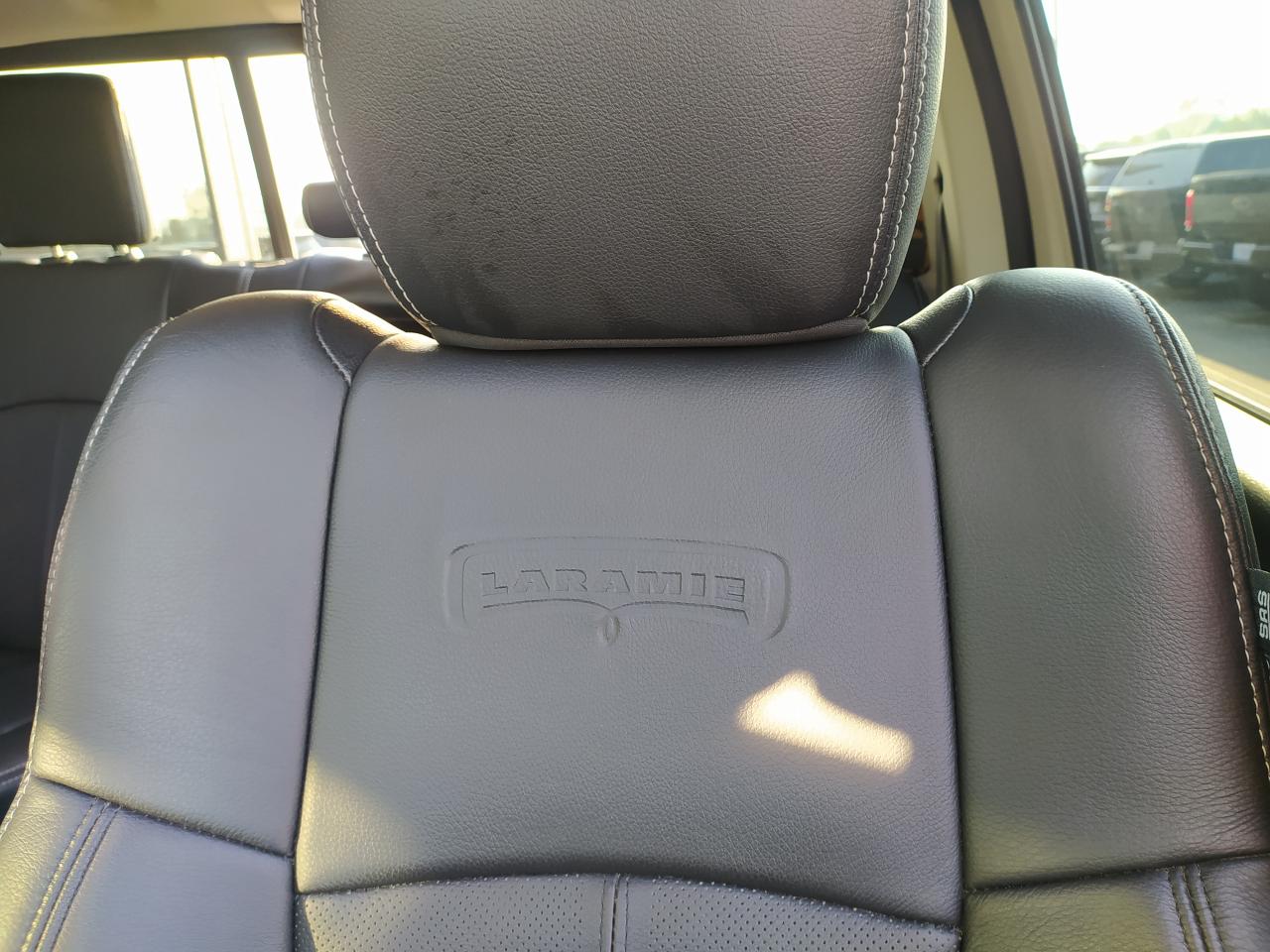 DODGE RAM 1500 CREW LARAMIE