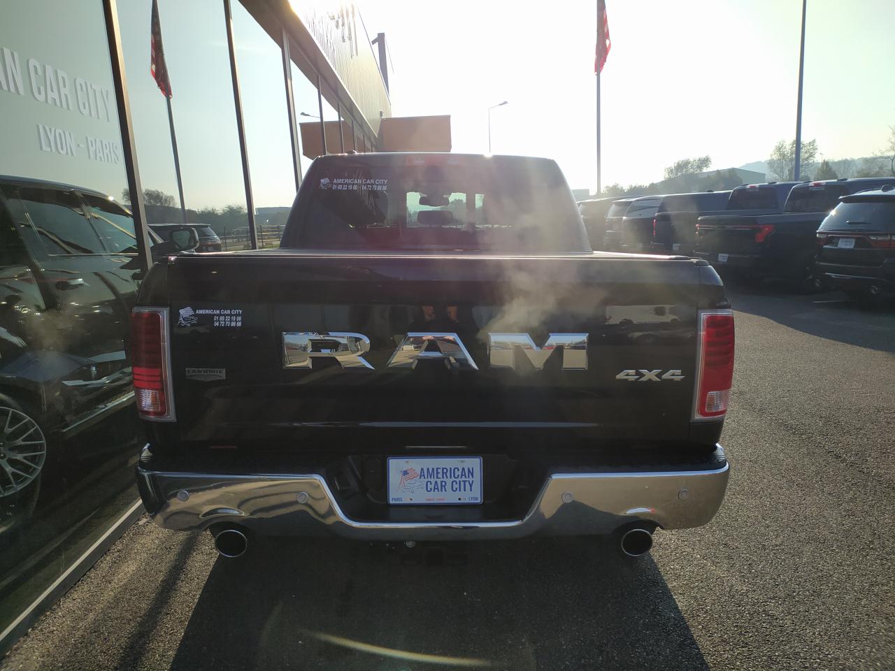 DODGE RAM 1500 CREW LARAMIE