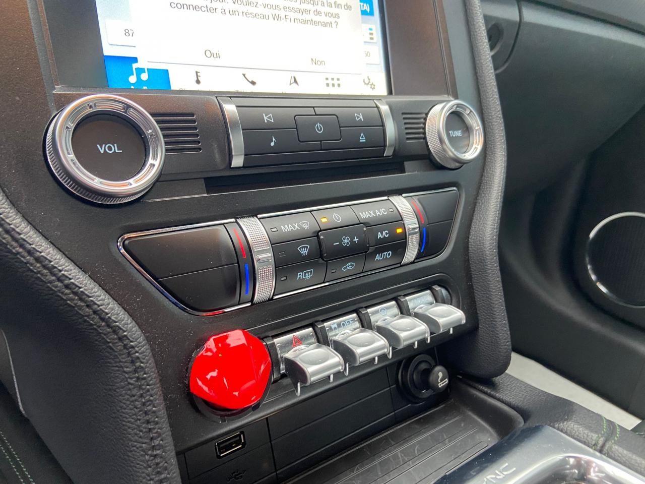 FORD MUSTANG Fastback 5.0 V8 - BULLITT RECARO MAGNERIDE