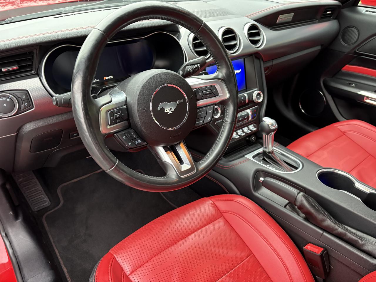 FORD MUSTANG Fastback GT 5.0L V8 450ch