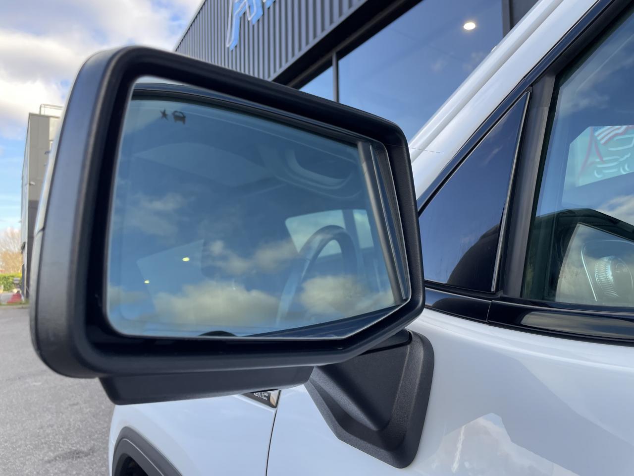 GMC Sierra AT4 CARBON PRO EDITION