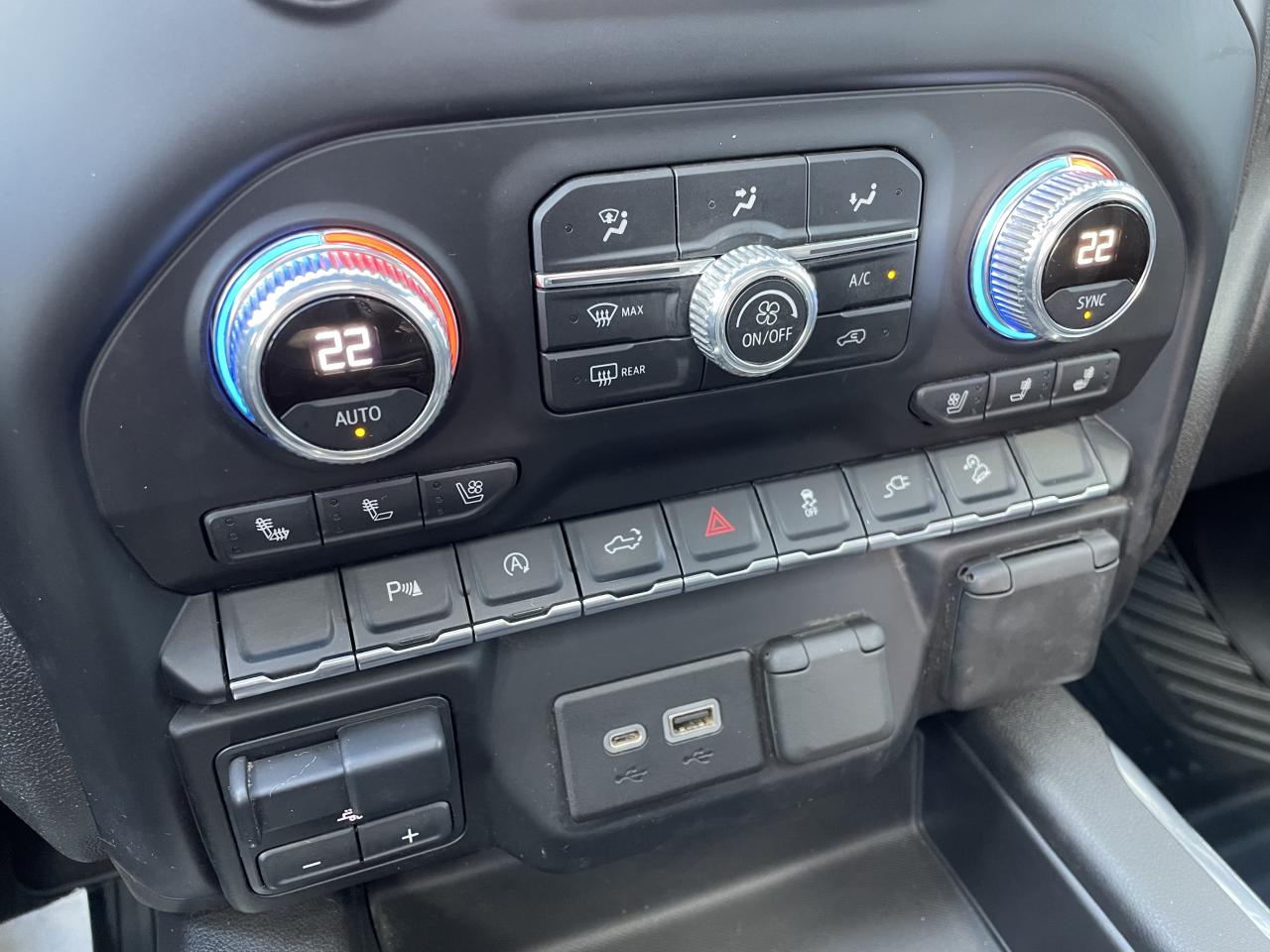 GMC Sierra AT4 CARBON PRO EDITION