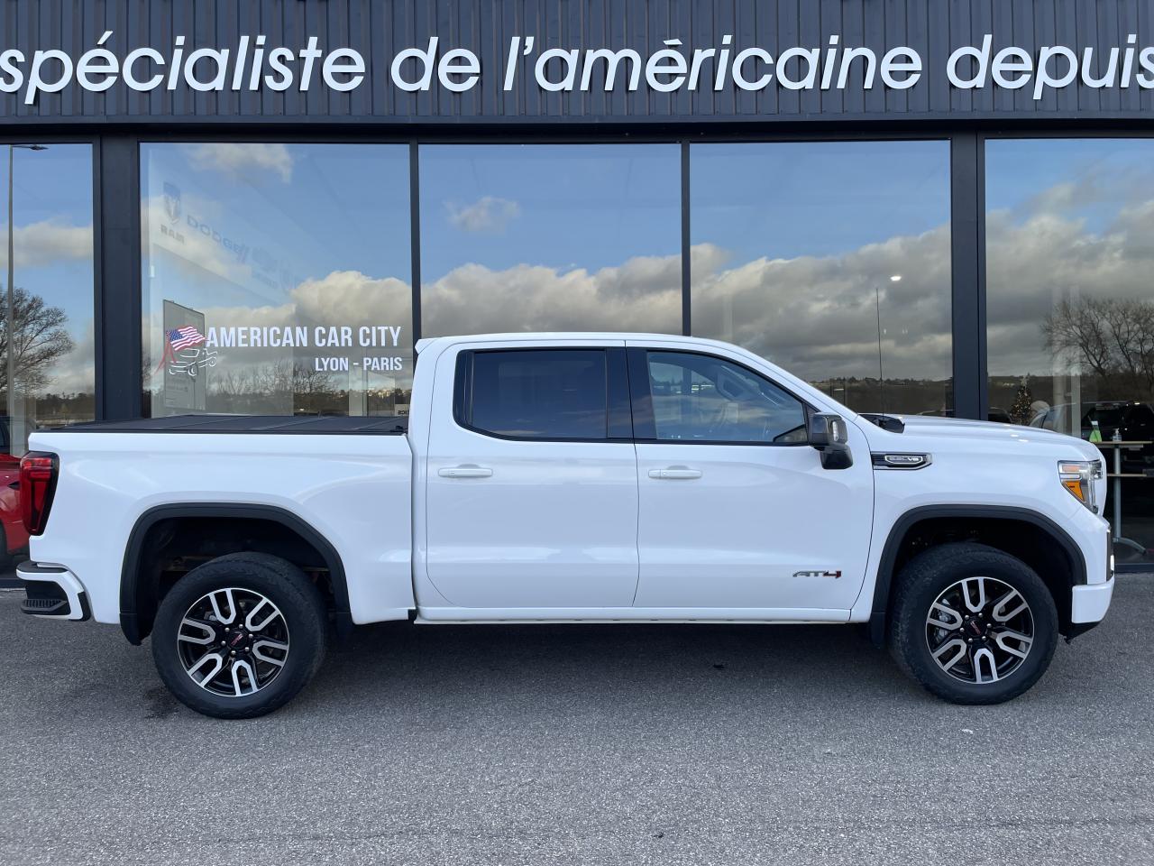 GMC Sierra AT4 CARBON PRO EDITION