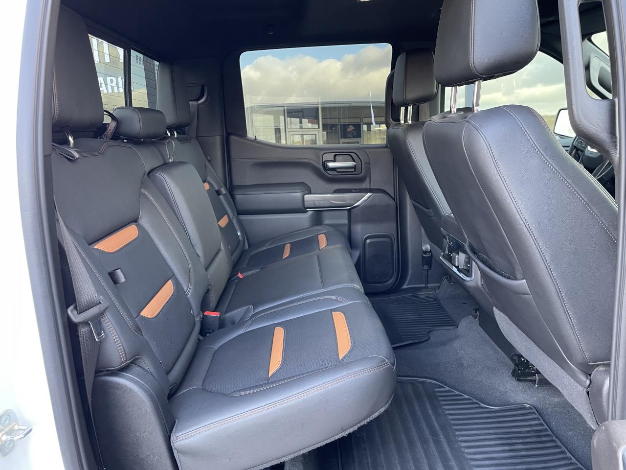 GMC Sierra AT4 CARBON PRO EDITION