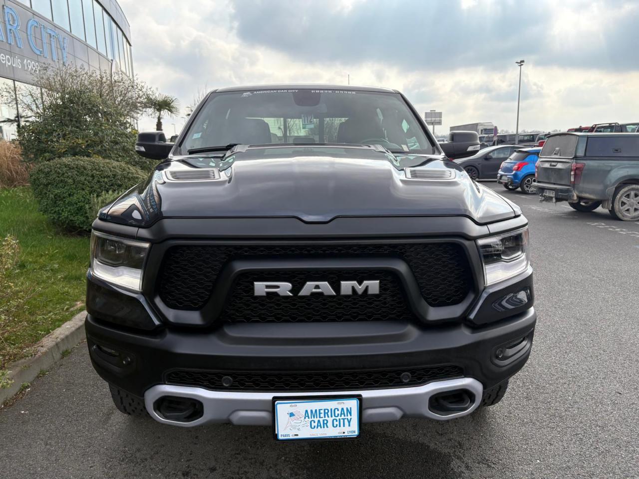 DODGE RAM 1500 CREW REBEL AIR