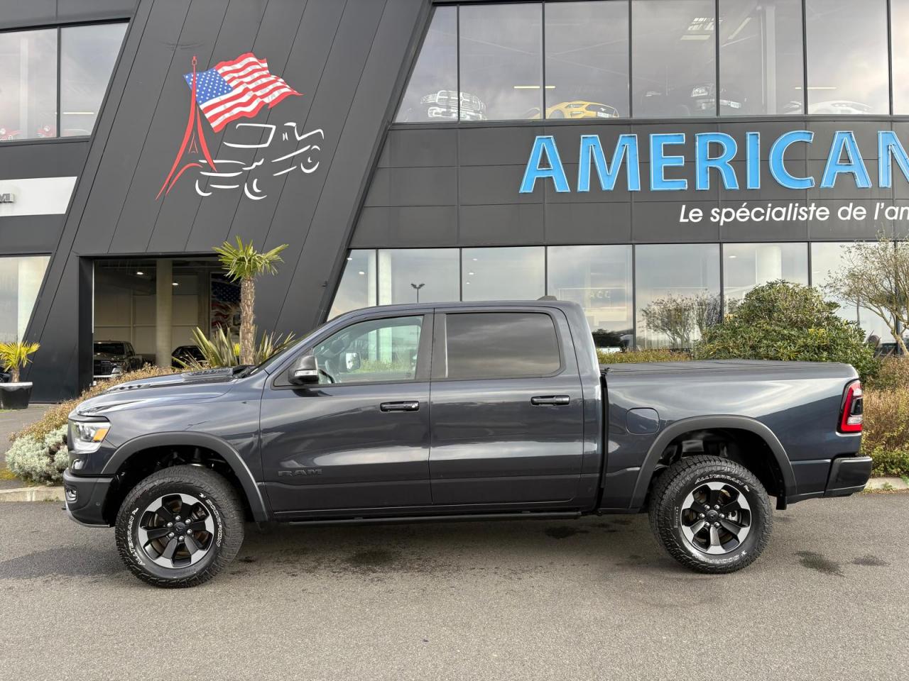 DODGE RAM 1500 CREW REBEL AIR